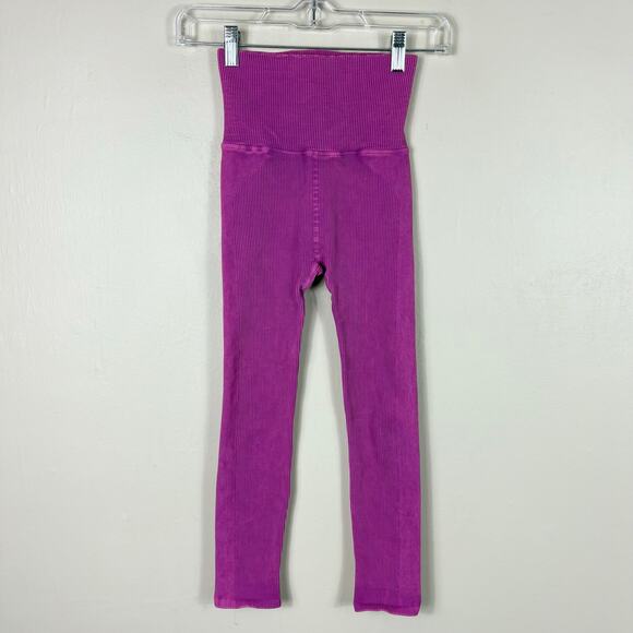 Free People Movement Pink Ribbed High Waisted Happiness Runs Crop Leggings - Picture 1 of 10